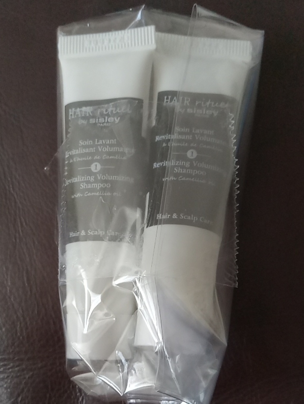 Sisley White Revitalizing Volumizing Shampoo Twin Pack